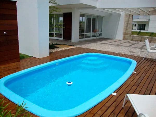 Piscina de fibra de vidro