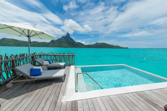 piscina bora bora