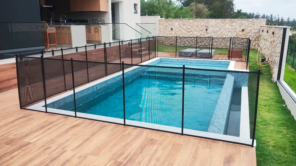 cerca para piscina