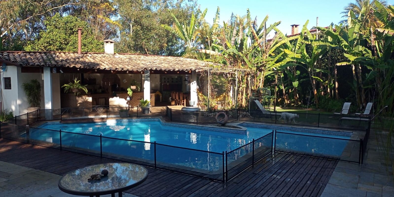 organizar-area-da-piscina-com-seguranca