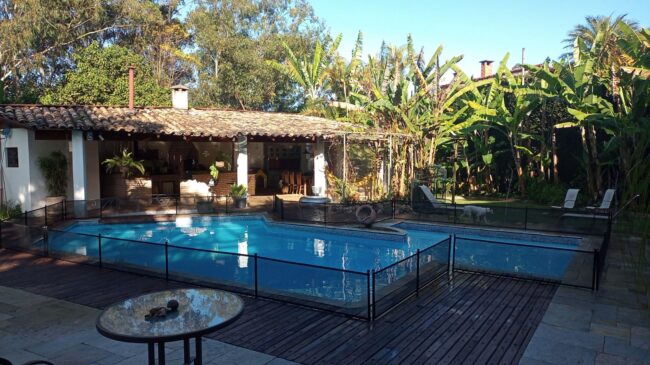 organizar-area-da-piscina-com-seguranca